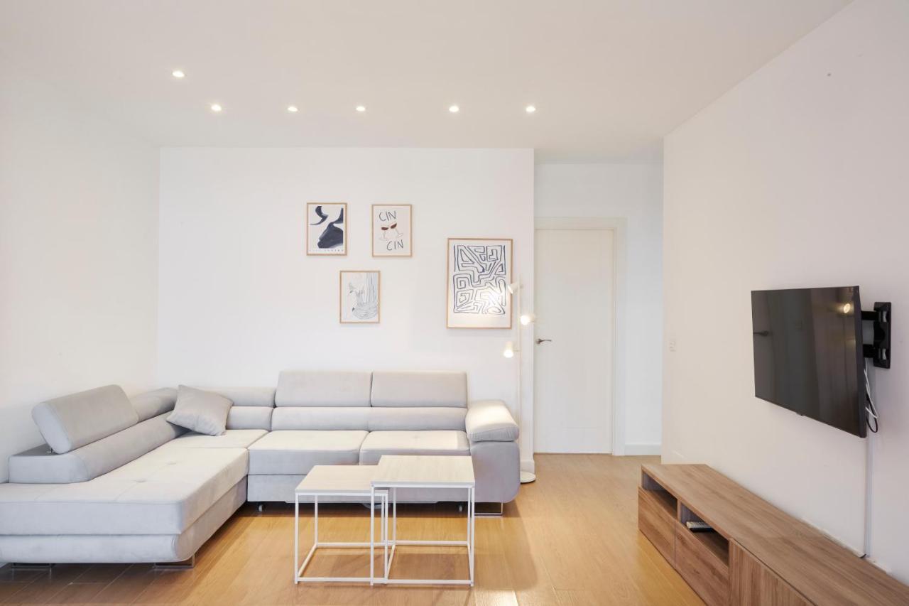 City Center Penthouse With Solarium 2 Minutes From The Beach Fuengirola Extérieur photo